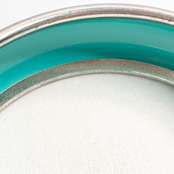 Chunky Bangle Bracelet Pistachio Green Silver Tone Borders - Picture 4 of 7